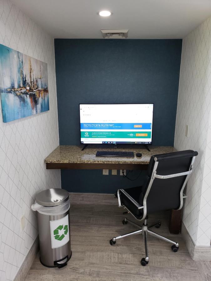 Quality Inn & Suites Clemmons I-40 Экстерьер фото