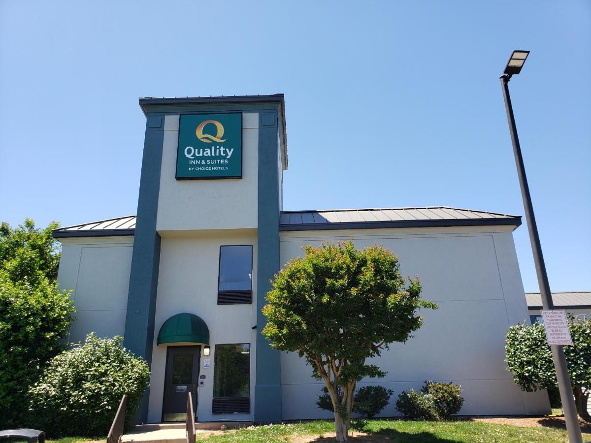 Quality Inn & Suites Clemmons I-40 Экстерьер фото