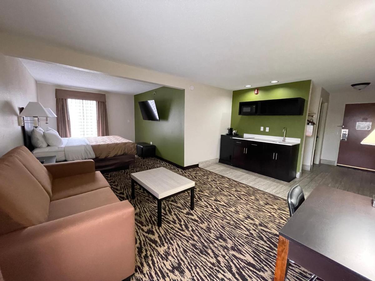 Quality Inn & Suites Clemmons I-40 Экстерьер фото