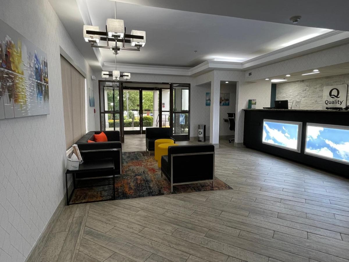 Quality Inn & Suites Clemmons I-40 Экстерьер фото