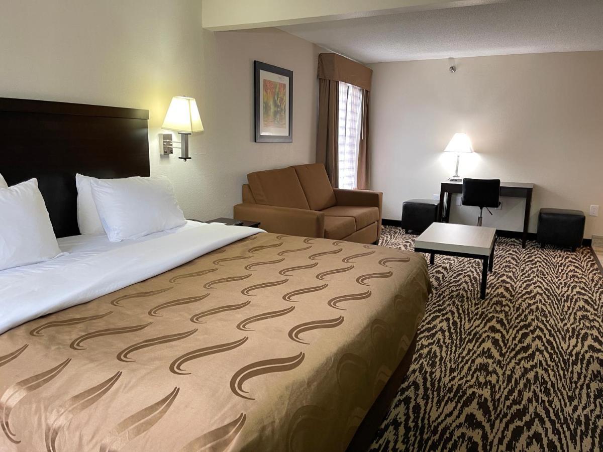 Quality Inn & Suites Clemmons I-40 Экстерьер фото