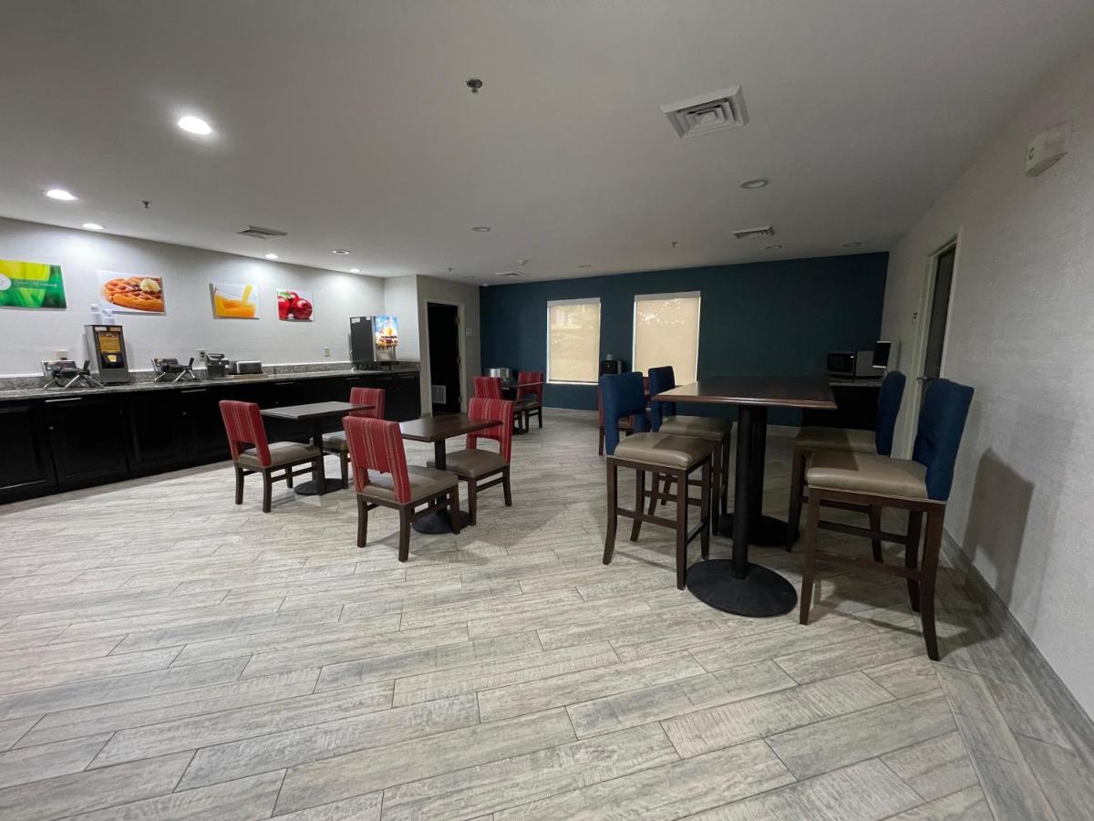 Quality Inn & Suites Clemmons I-40 Экстерьер фото