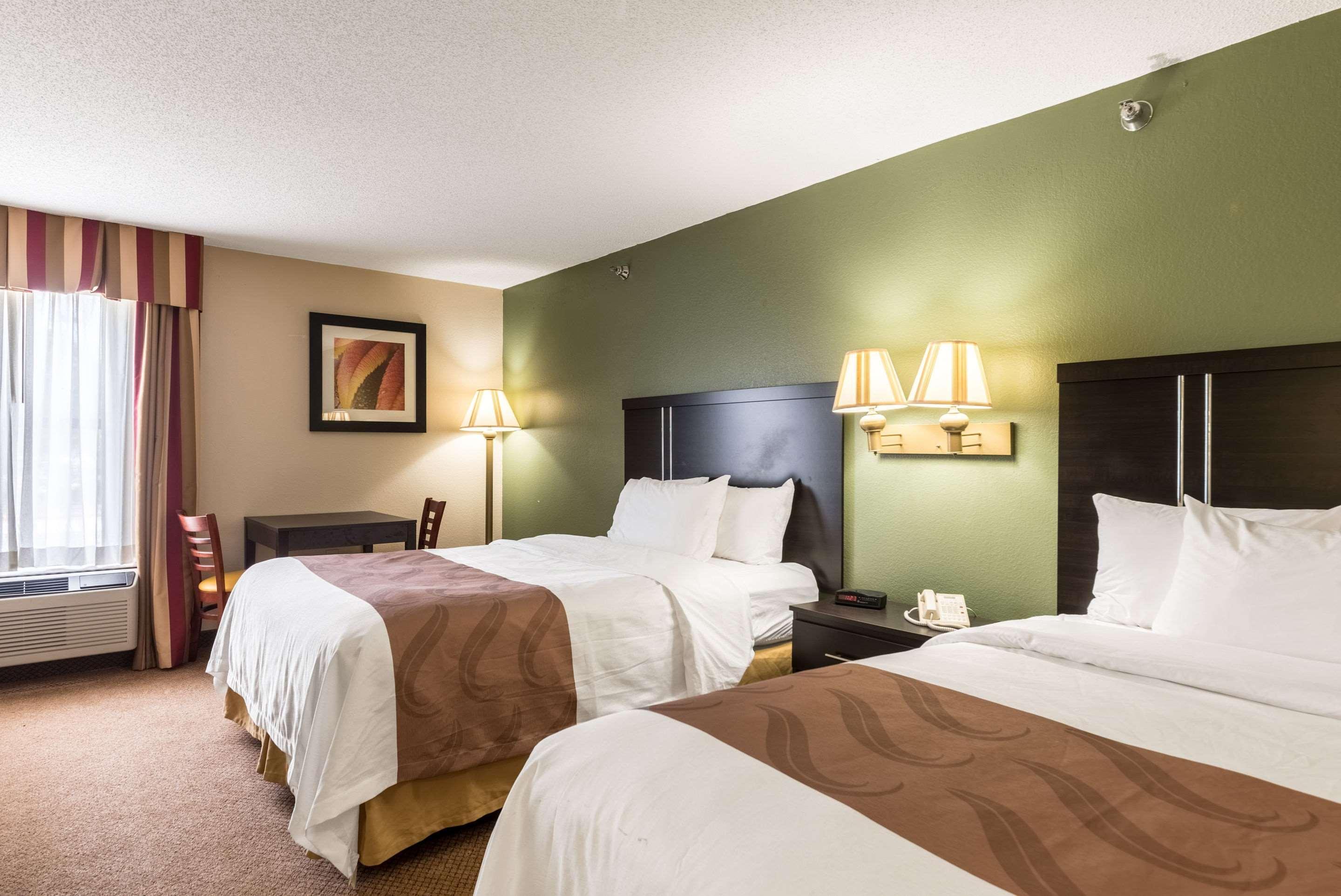Quality Inn & Suites Clemmons I-40 Экстерьер фото