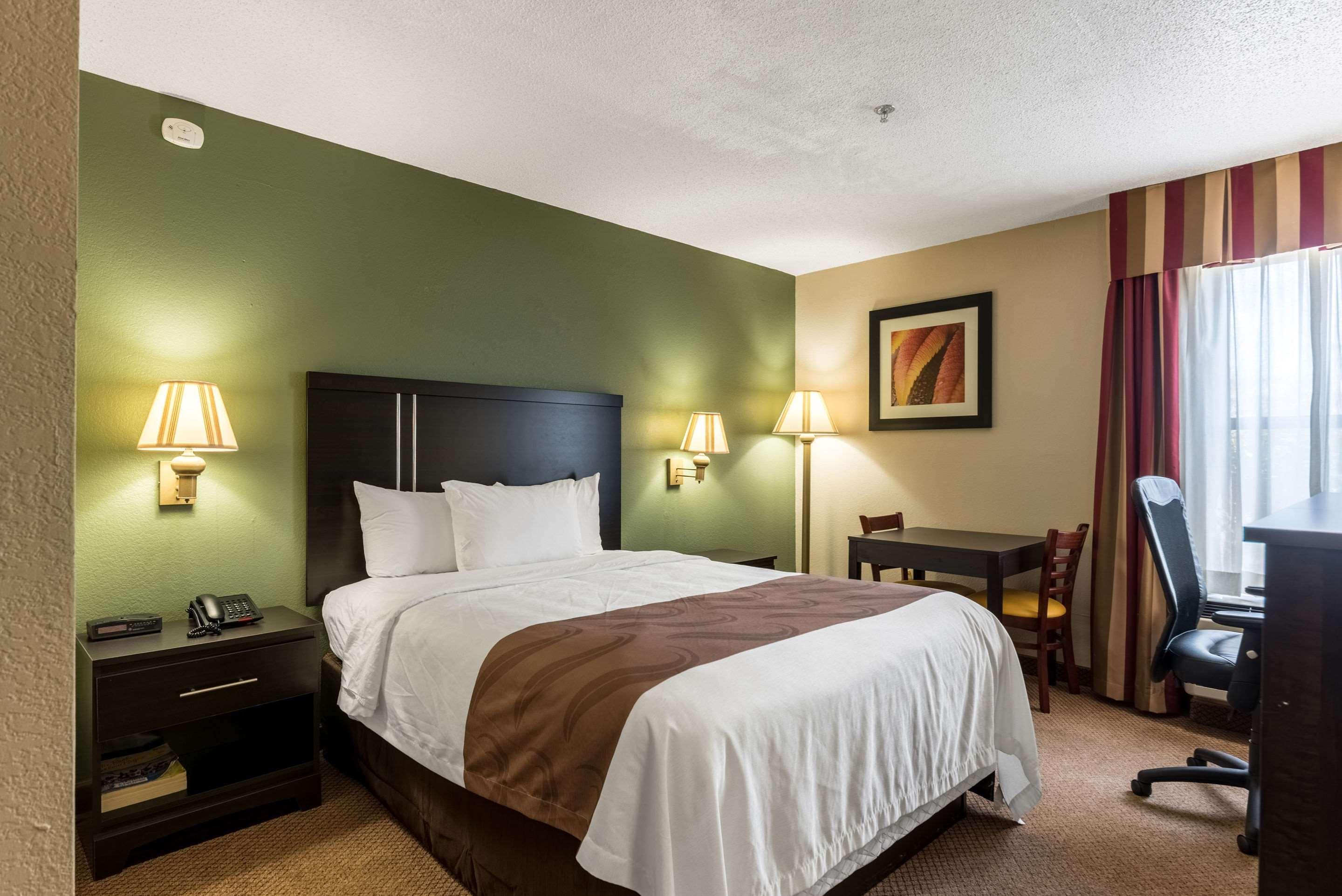 Quality Inn & Suites Clemmons I-40 Экстерьер фото